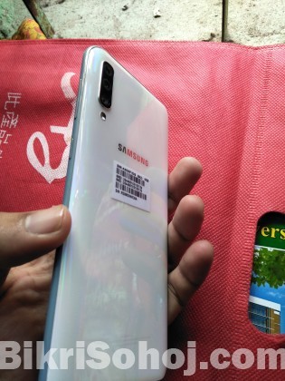 Samsung Galaxy A50